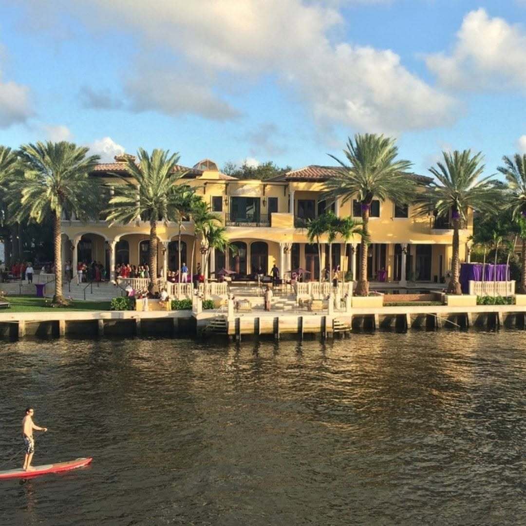Jungle Queen Riverboat - Boating Tours in Fort Lauderdale, Florida