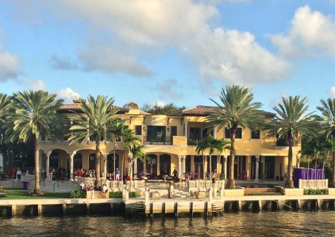 Jungle Queen Riverboat - Boating Tours in Fort Lauderdale, Florida
