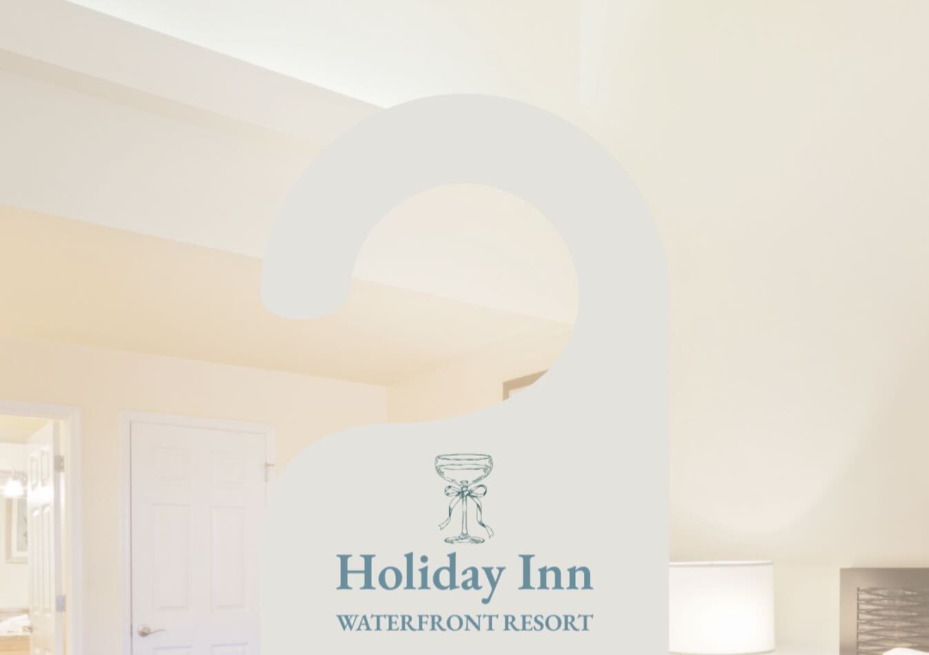 Holiday Inn & Suites Harbourside