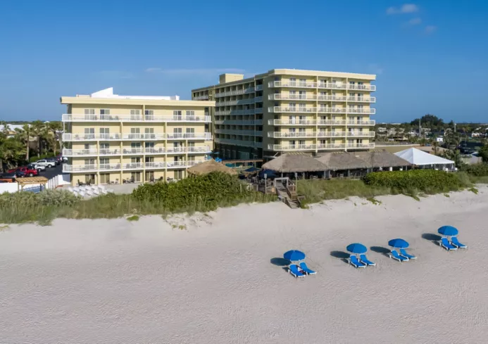 Crowne Plaza Melbourne-Oceanfront