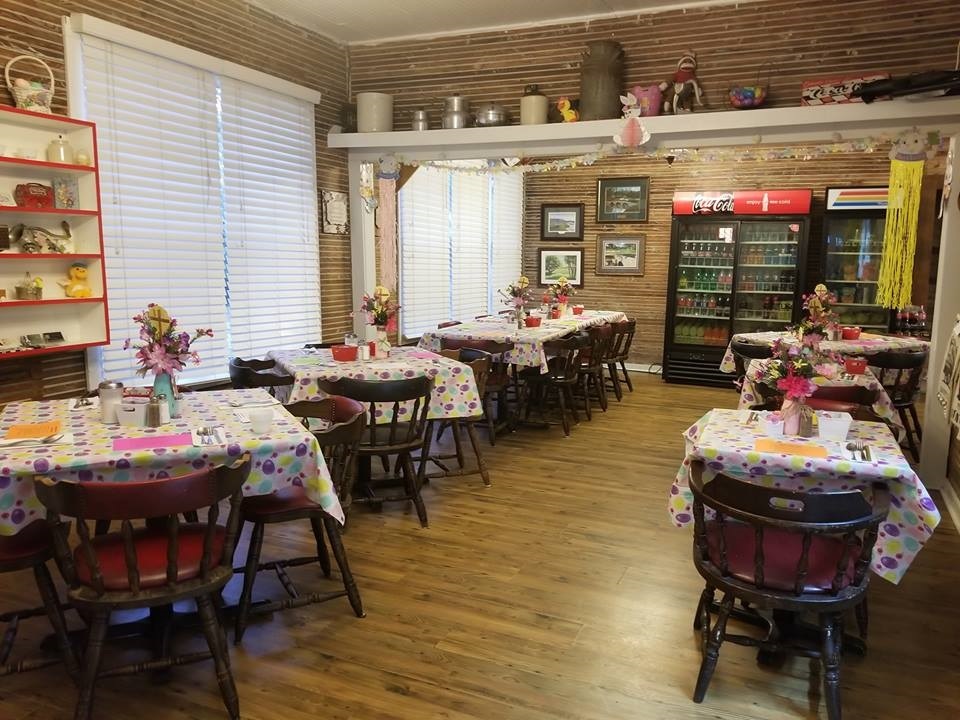 Crumbs Country Grill