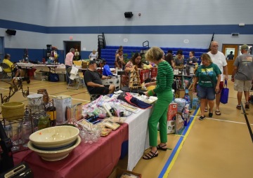 Wickham Park Community Center Rummage Sale