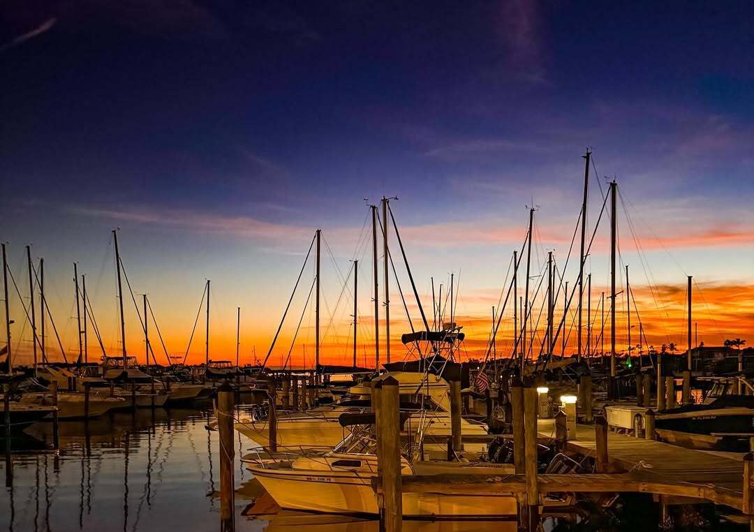 Circles Waterfront Restaurant & Bar