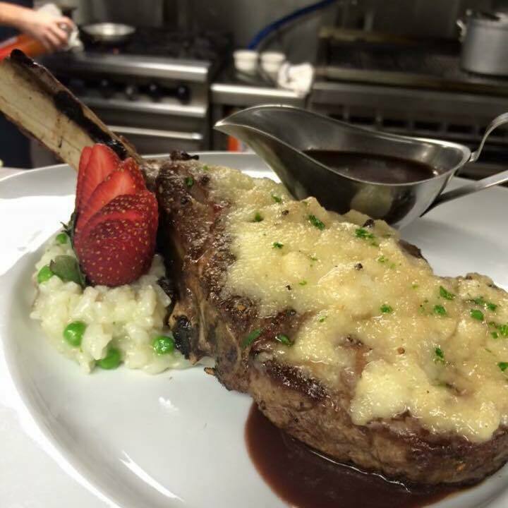 Cuizine Restaurant & Lounge