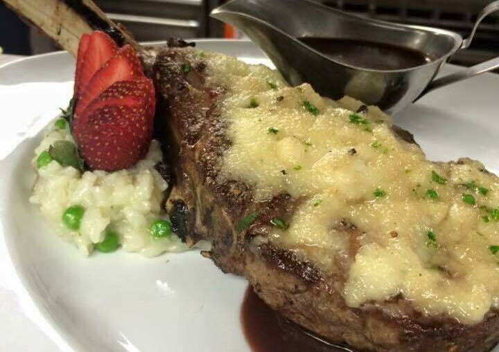 Cuizine Restaurant & Lounge