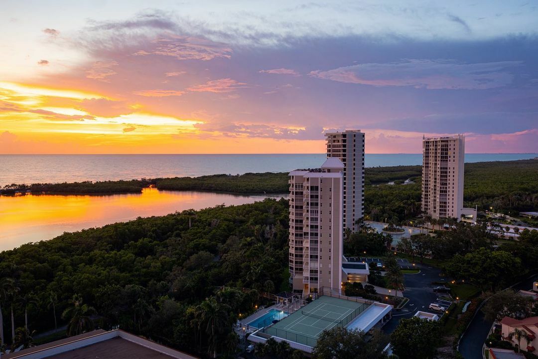 Naples Grande Beach Resort