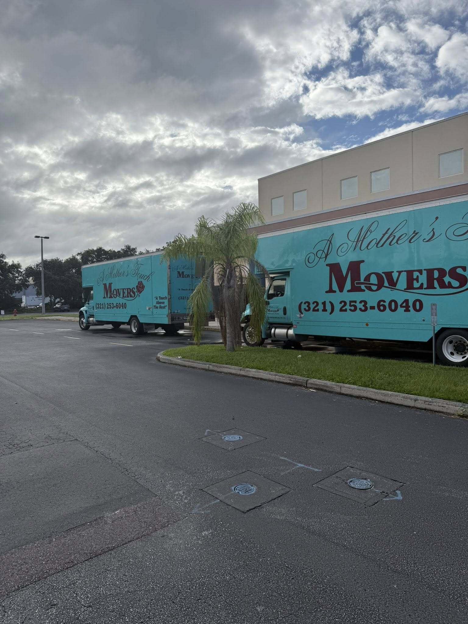 A Mother's Touch Movers