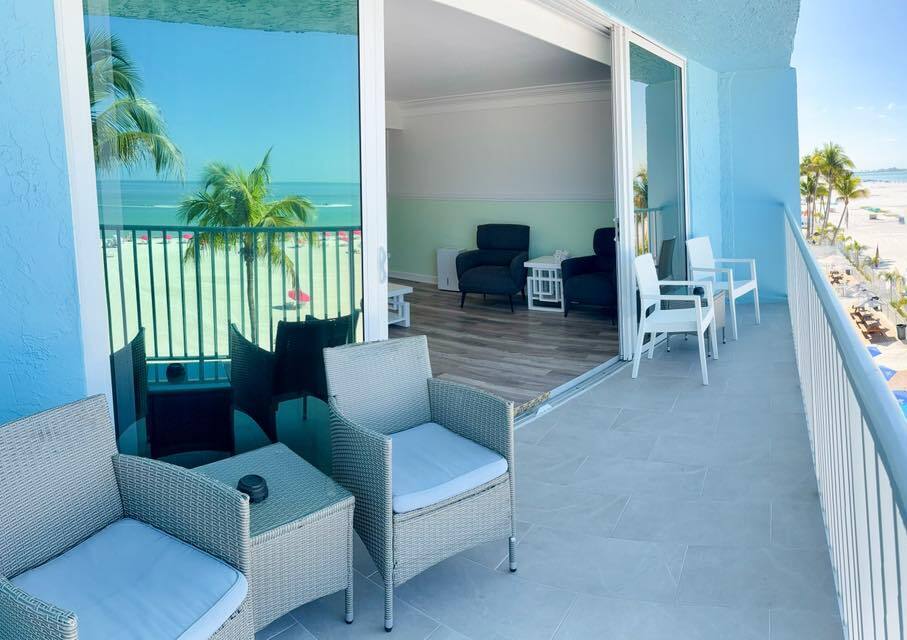 Lani Kai Island Resort