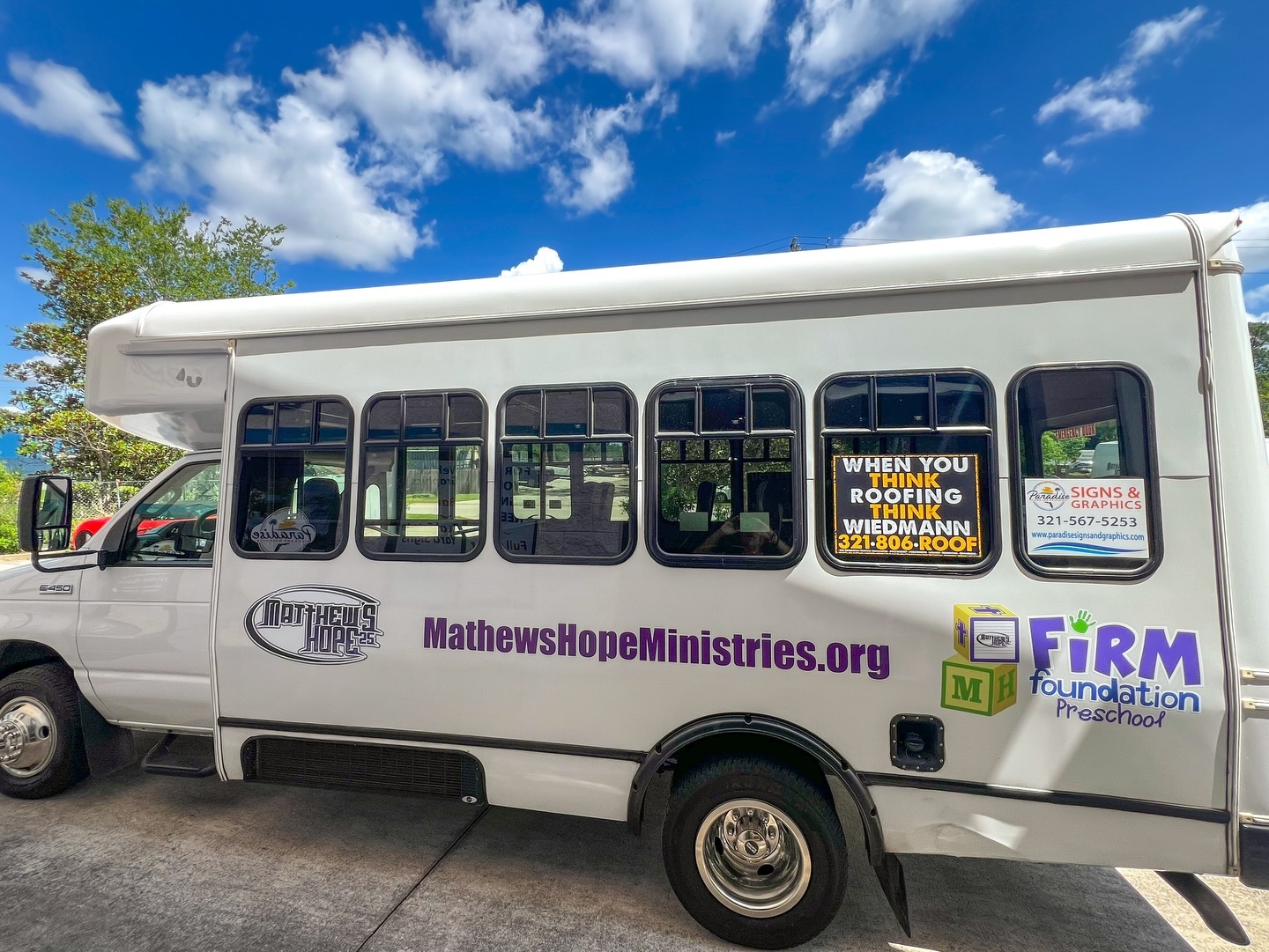 Paradise Sign & Graphics