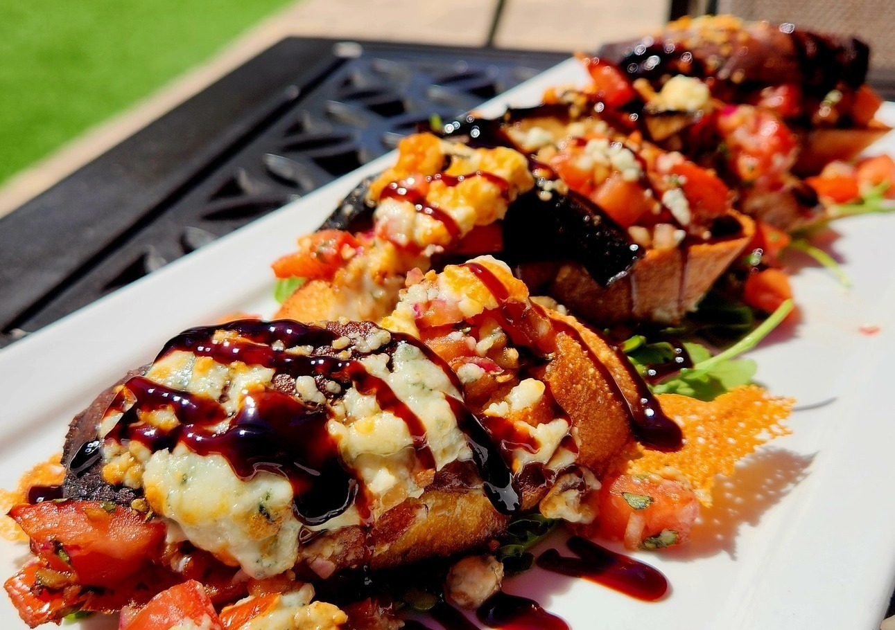 Coasters Pub & Biergarten 