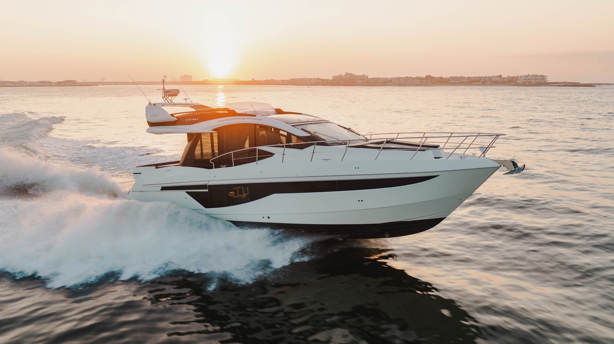 MarineMax